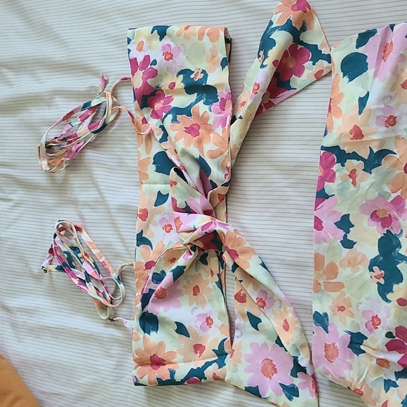 2 piece skirt set - Picture 4 of 4